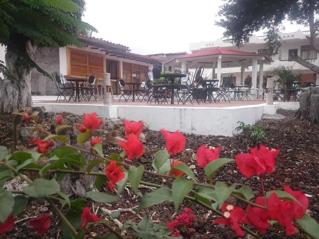 Hotel Fiesta Puerto Ayora  Exteriér fotografie